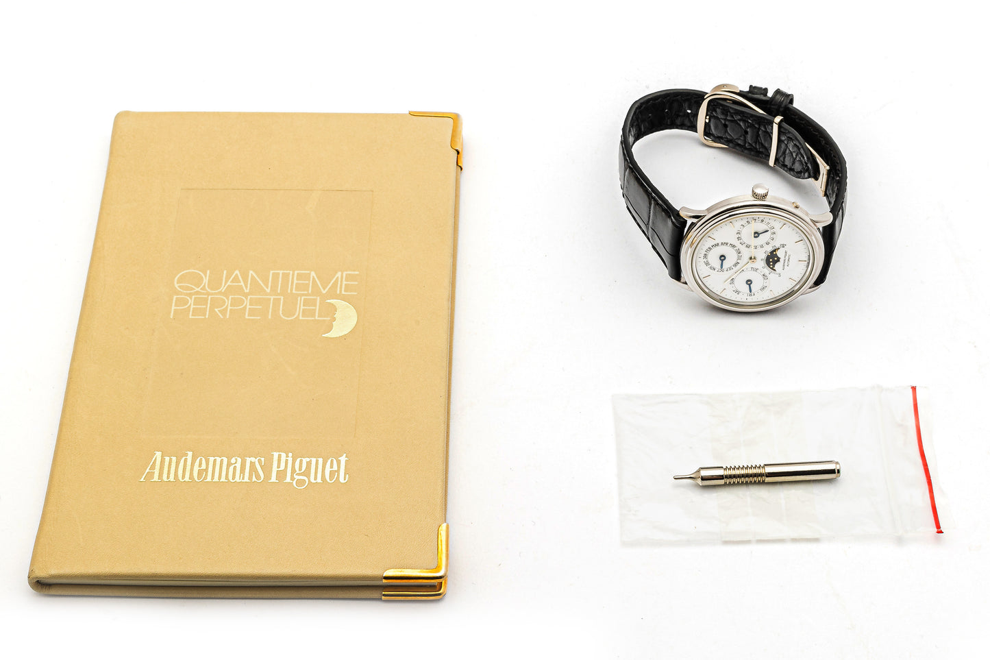 Audemars Piguet Quantieme Perpetual Calendar Ref. 25657BC - very rare - only 16 pieces - very good condition