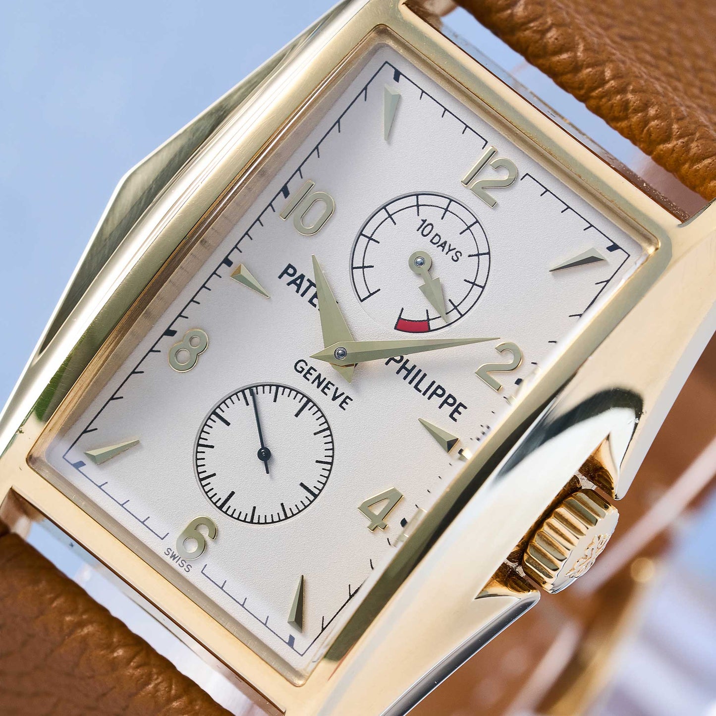 Patek Philippe Gondolo Ref. 5100J - "Very good" condition - Extract from the archives