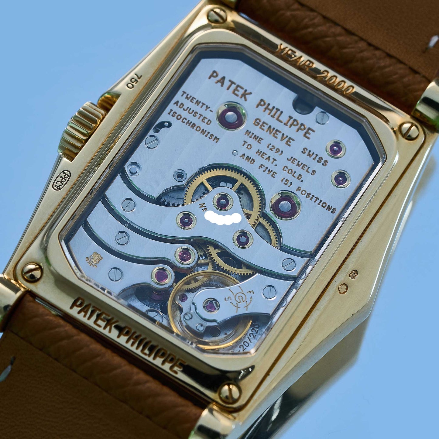 Patek Philippe Gondolo Ref. 5100J - "Very good" condition - Extract from the archives