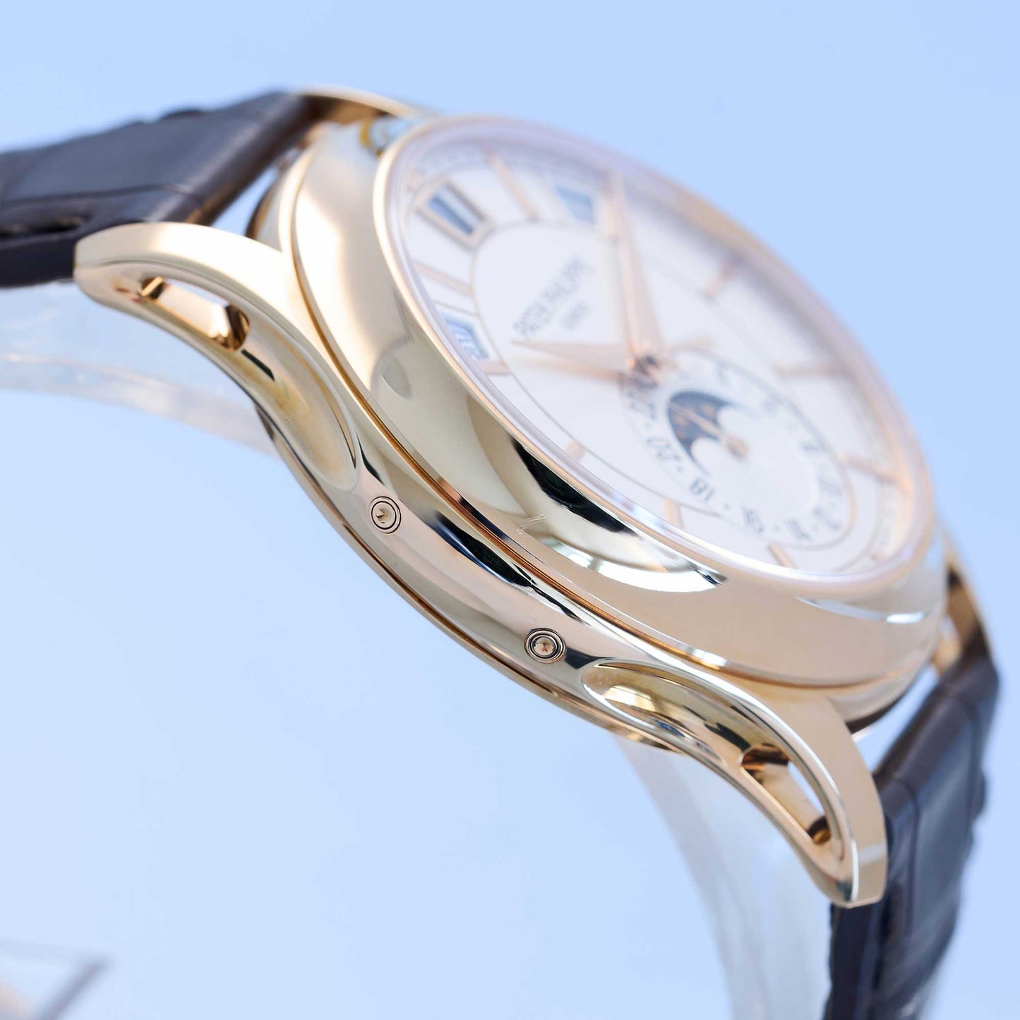 Patek Philippe Annual Calendar Ref. 5205R-001 - "NEW / UNWORN" - First owner - Fullset