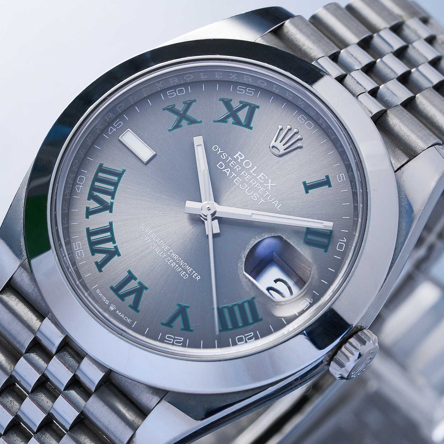 Rolex Datejust 41 Ref. 126300 - "Very good" condition - Fullset from 2025 - Wimbeldon Dial