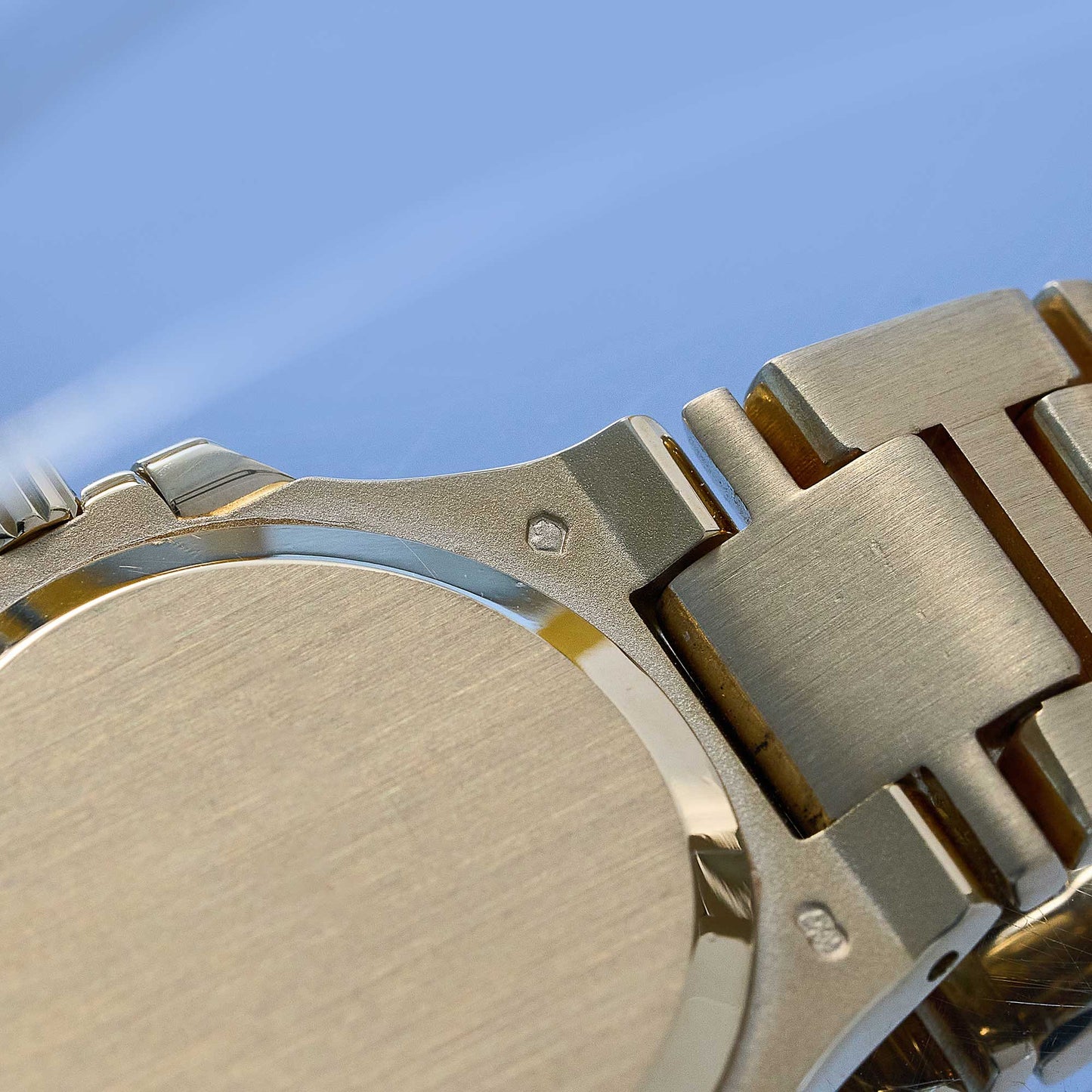 Patek Philippe Nautilus Ref. 4700/51J-013 - "Very good" condition - Rare ceramqiue dial - Papers