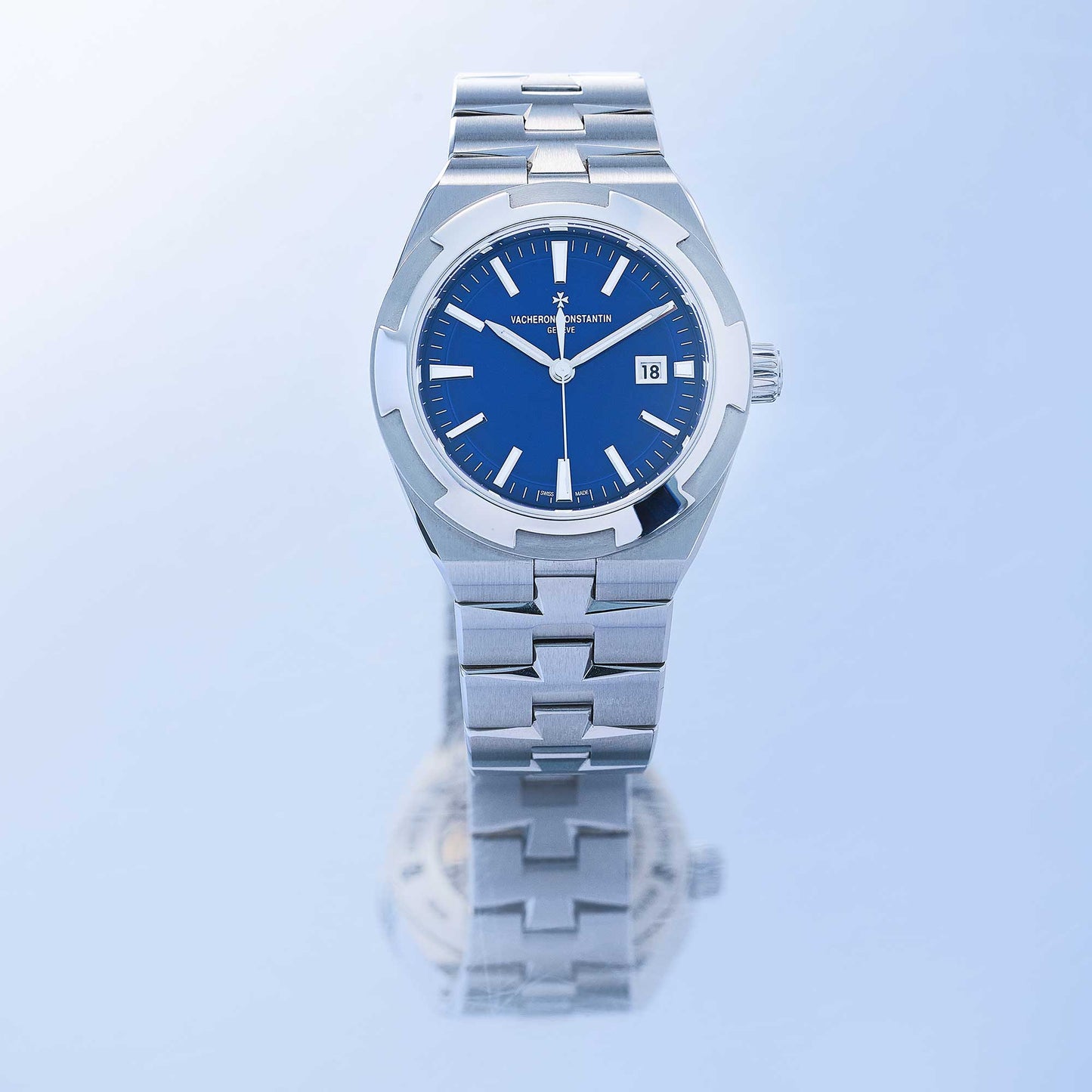 Vacheron Constantin Overseas Ref. 4600V/200A-B980 - "Very good" condition - Fullset
