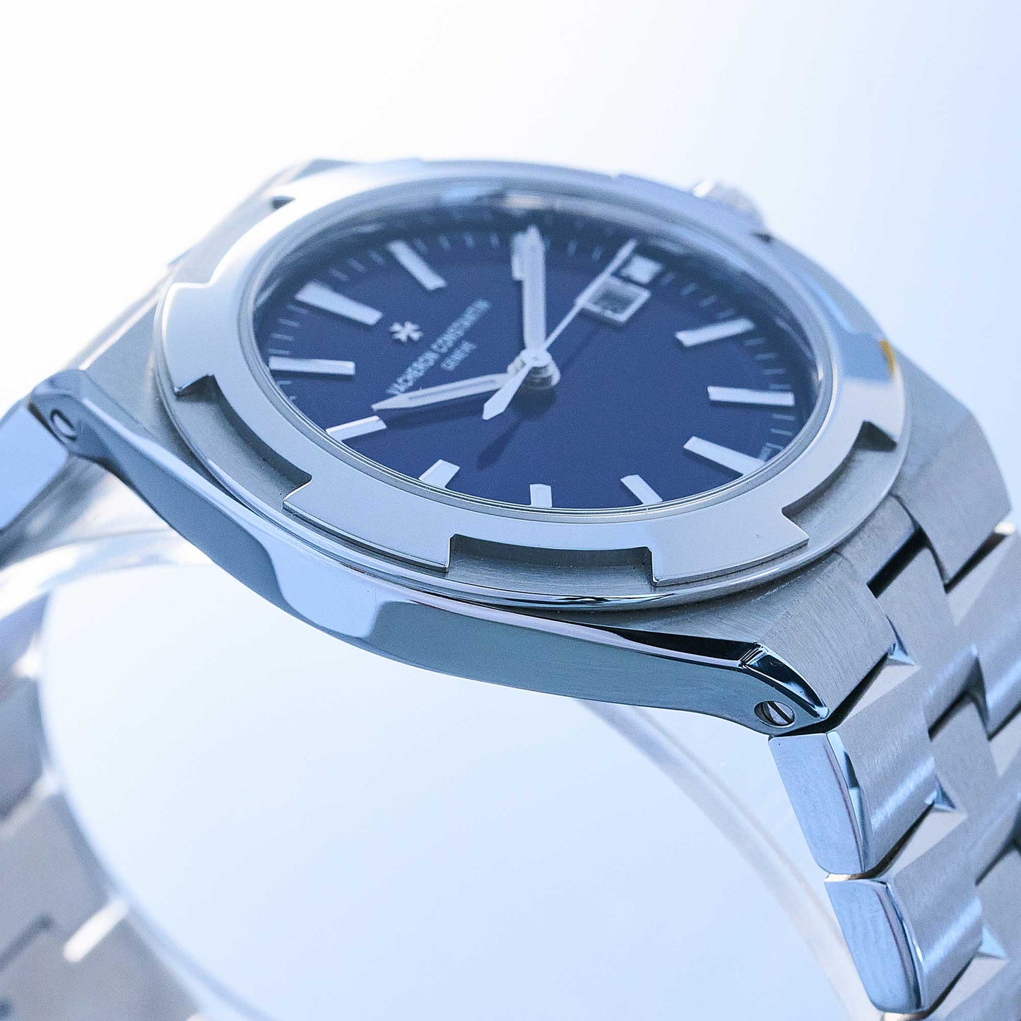 Vacheron Constantin Overseas Ref. 4600V/200A-B980 - "Very good" condition - Fullset