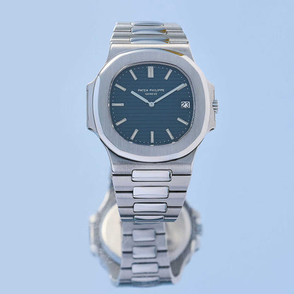 Patek Philippe Nautilus Ref. 3700 - "Very good" condition - Extract from the archives