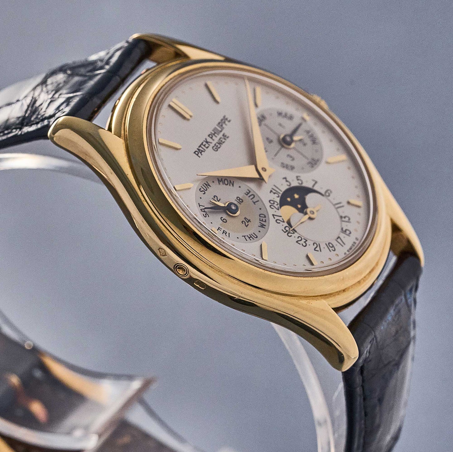 Patek Philippe Perpetual Calendar Ref. 3940J - "Very good" condition - Complete Fullset - Late 2nd series