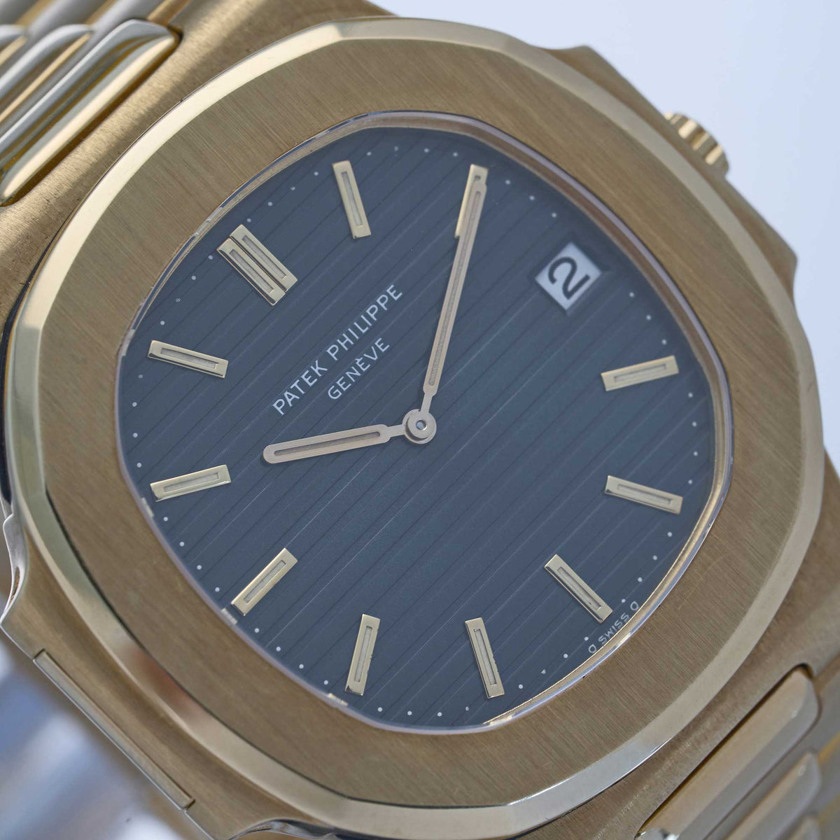 Patek Philippe Nautilus Ref. 3700/11J - "Very good" condition - Fullset
