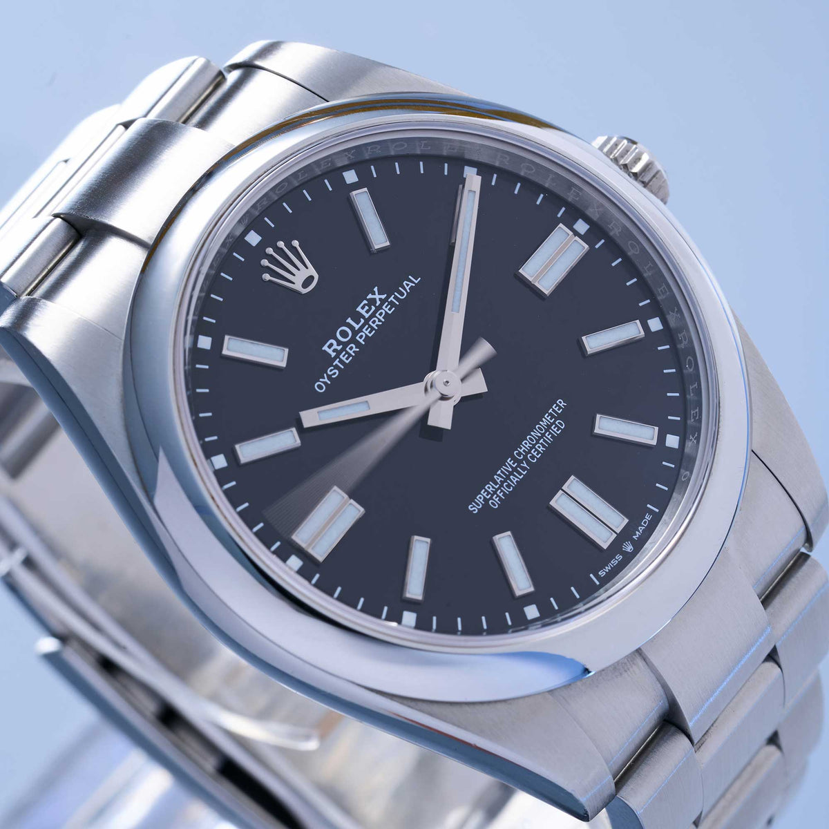 Rolex Oyster Perpetual Ref. 124300 - "Very good" condition - Fullset