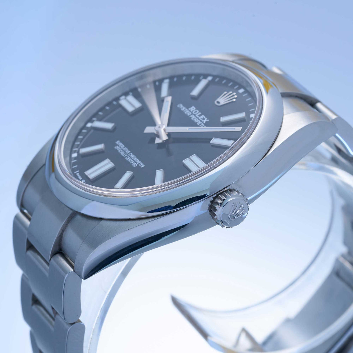 Rolex Oyster Perpetual Ref. 124300 - "Very good" condition - Fullset
