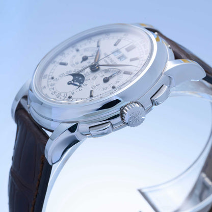 Patek Philippe Perpetual Calendar Ref. 5970G-001 - "Very good" condition - EU Fullset