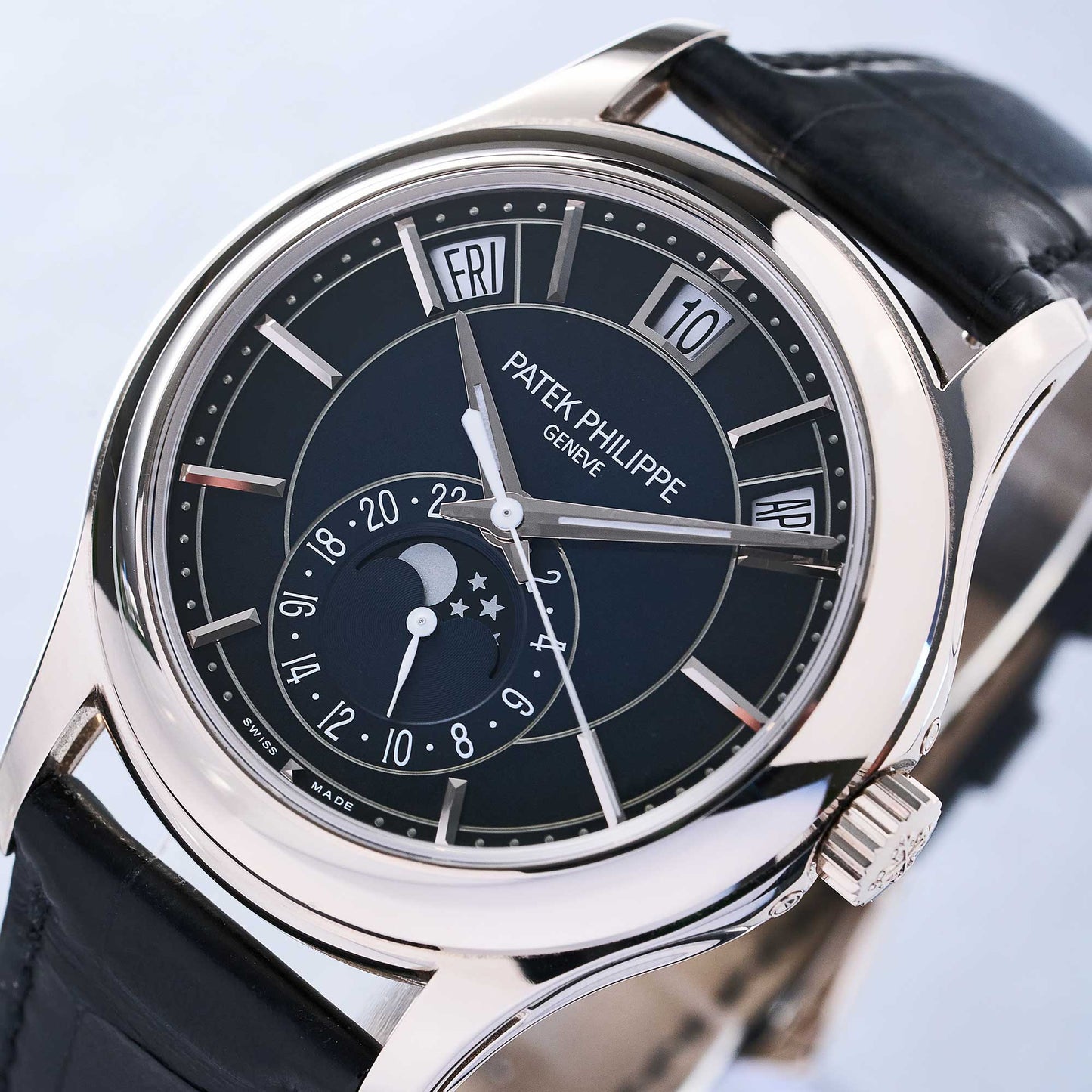 Patek Philippe Annual Calendar Ref. 5205G-013 - "Very good" condition - German first owner