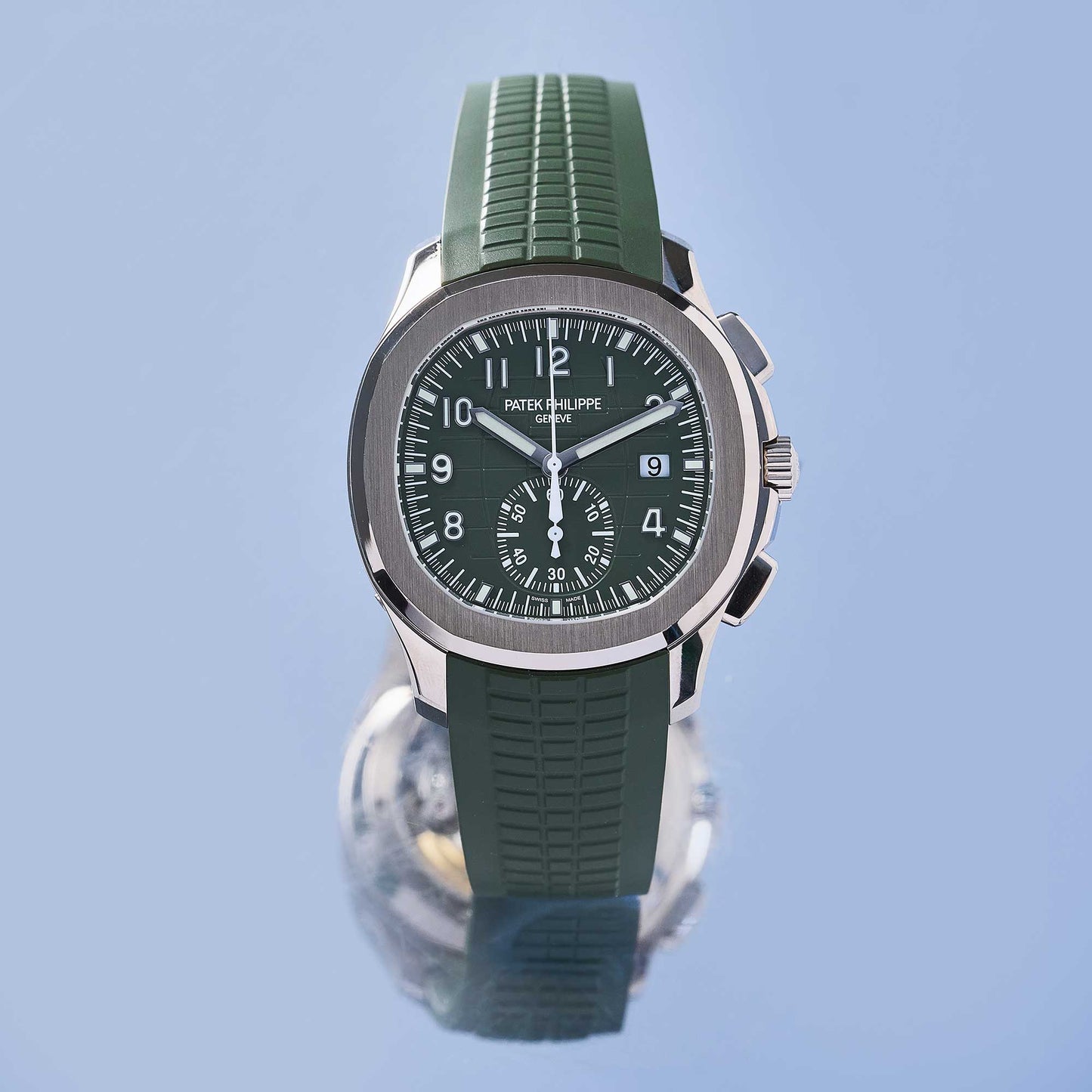 Patek Philippe Aquanaut Ref. 5968G-010 - "Very good" condition - Fullset