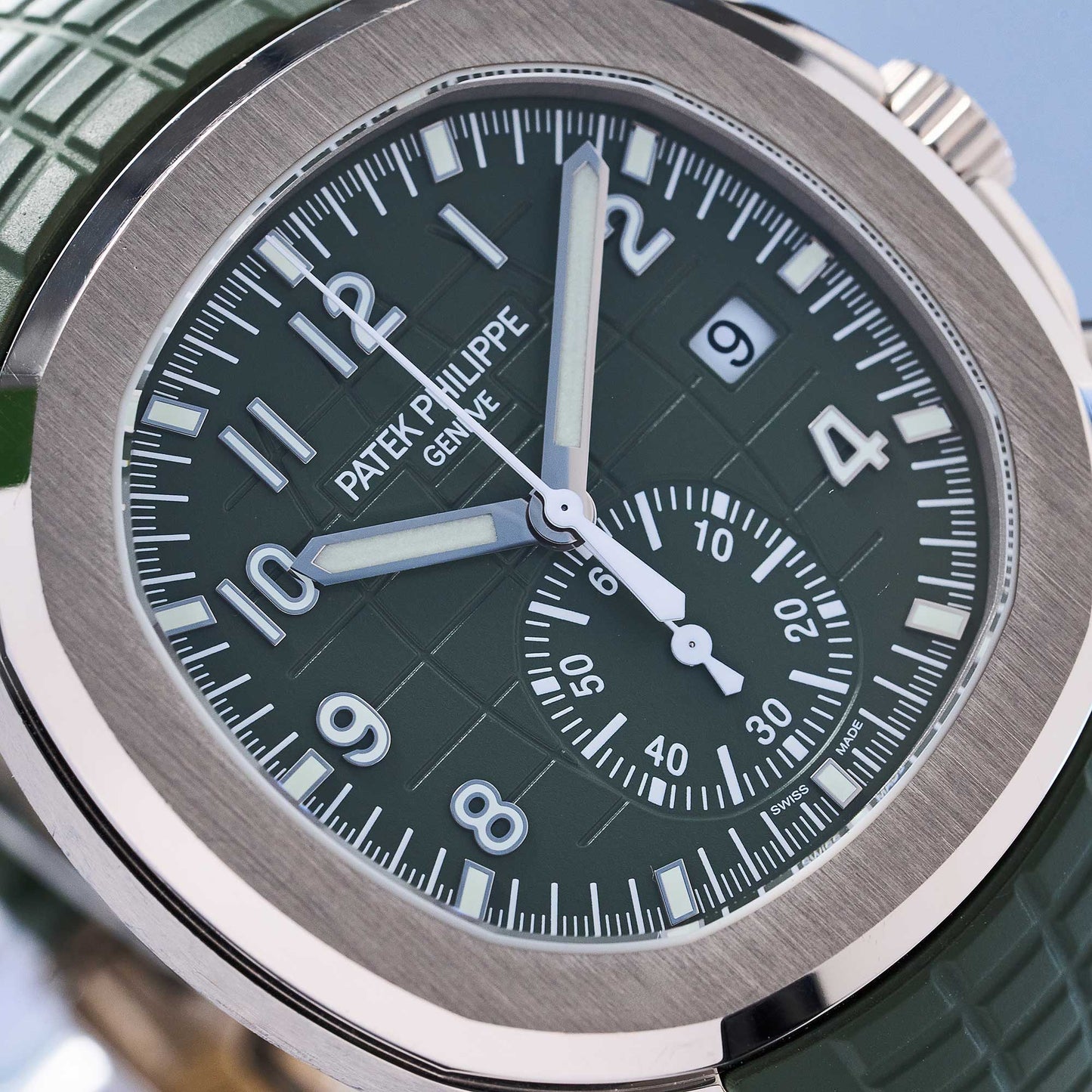 Patek Philippe Aquanaut Ref. 5968G-010 - "Very good" condition - Fullset
