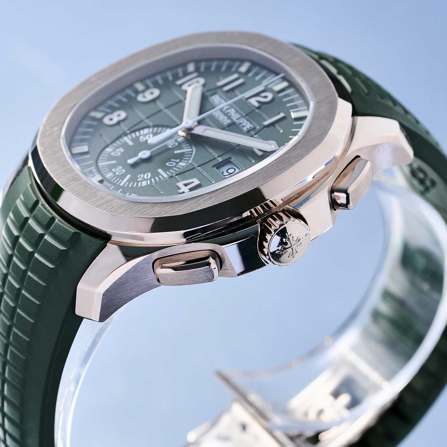 Patek Philippe Aquanaut Ref. 5968G-010 - "Very good" condition - Fullset