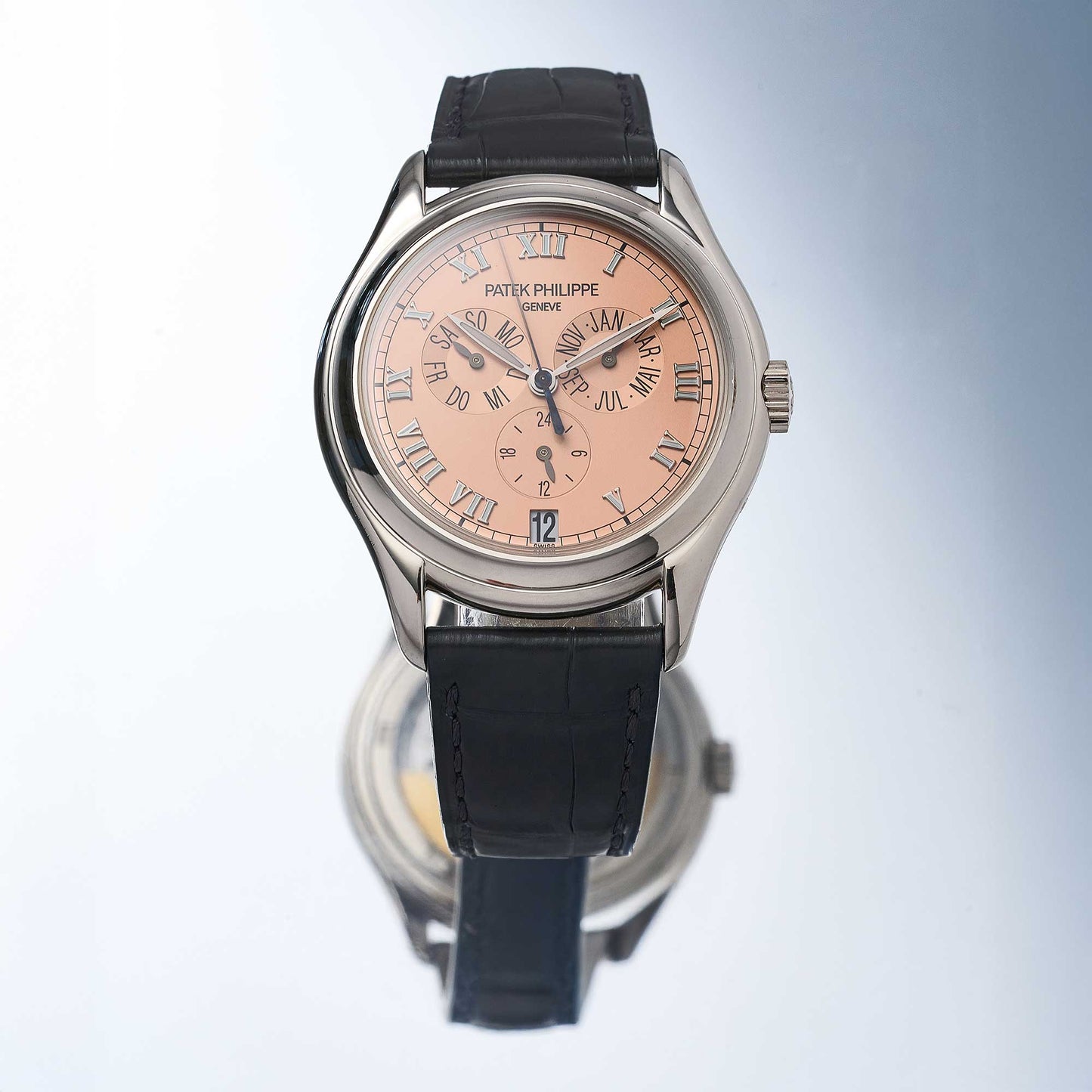 Patek Philippe Annual Calendar Ref. 5035G - "Very good" condition - Salmon Dial