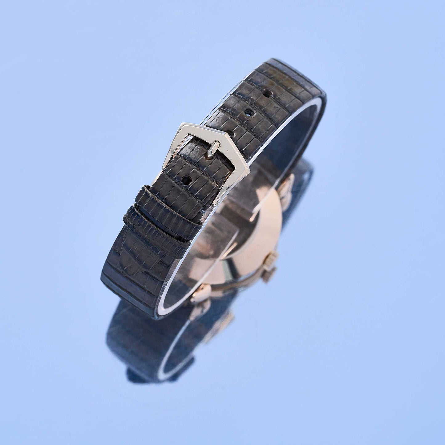 Patek Philippe Calatrava Ref. 1509 - "Very good" condition - Pink on Pink - Extract