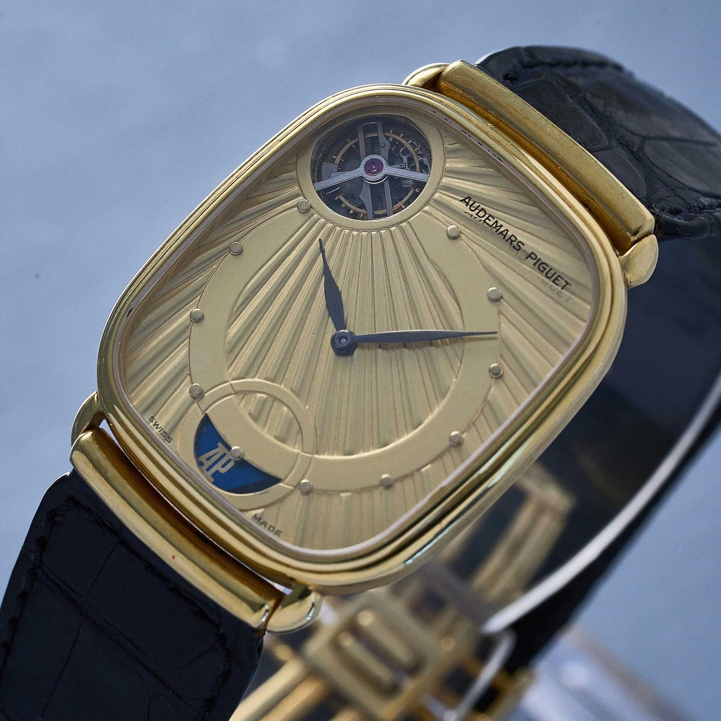 Audemars Piguet Tourbillon Ref. 25643 - "Very good" condition - First series - First purchase invoic