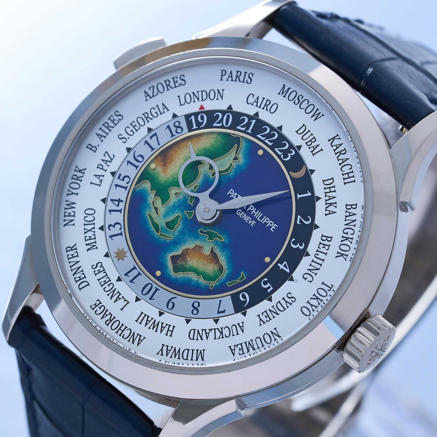 Patek Philippe Complications Ref. 5231G-001 - "Very good" condition - EU Fullset