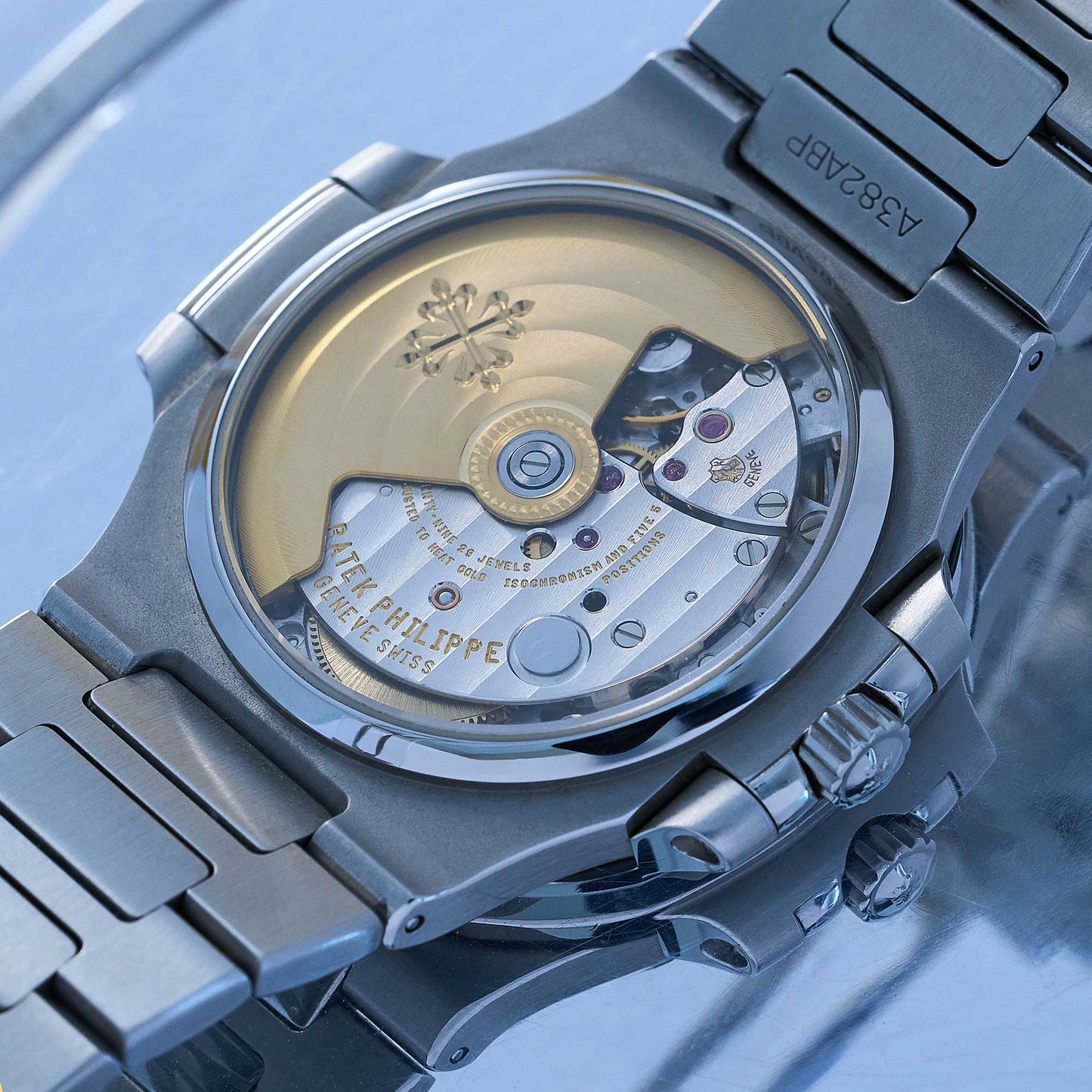 Patek Philippe Nautilus Ref. 5800/1A-001 - "Unpolished" condition - First owner - EU Fullset