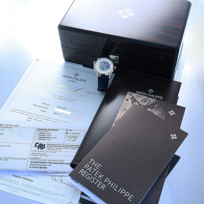 Patek Philippe Complications Ref. 5231G-001 - "Very good" condition - EU Fullset