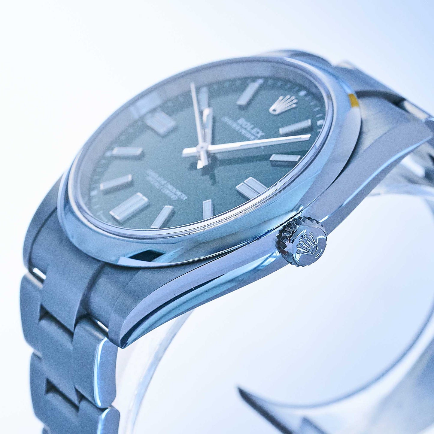 Rolex Oyster Perpetual 41 Ref. 124300 - "Very good" condition - Fullset