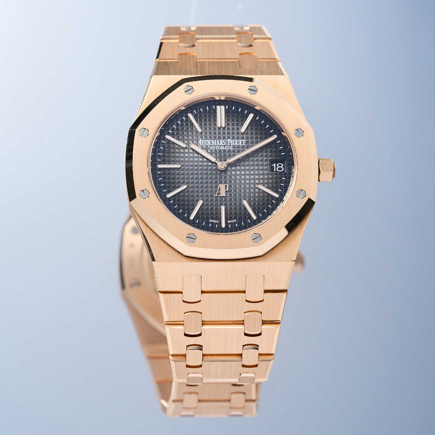 Audemars Piguet Royal Oak Jumbo Ref. 16202OR.OO.1240OR.01 - "NEW / UNWORN" - Fullset - German first owner