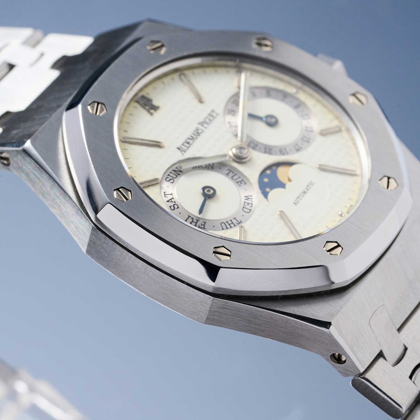 Audemars Piguet Royal Oak Day-Date Ref. 25594ST - "Very good" condition - Fullset