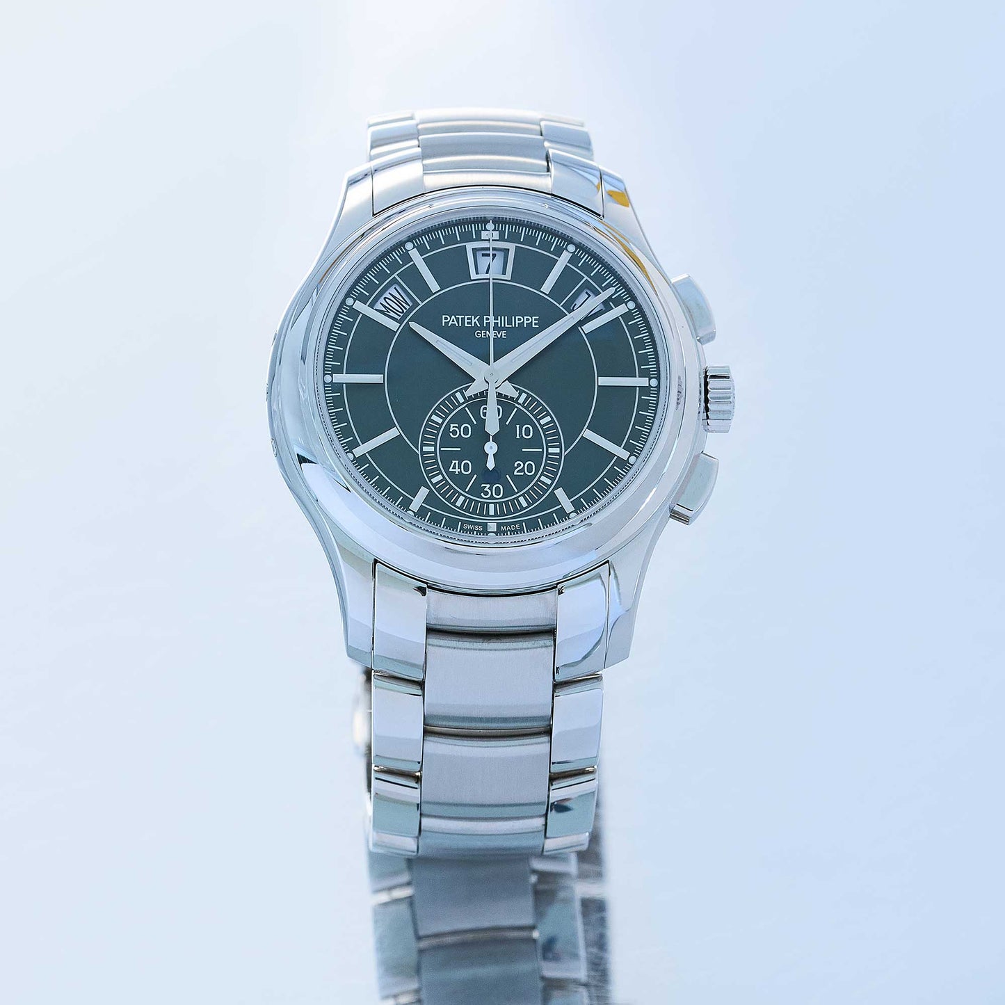 Patek Philippe Annual Calendar Chronograph Complications Ref. 5905/1A-001 - "NEW / UNWORN" - First owner fullset