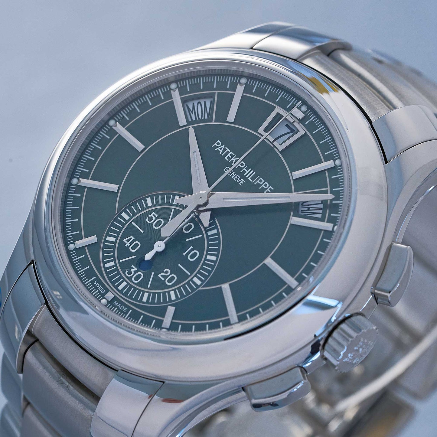 Patek Philippe Annual Calendar Chronograph Complications Ref. 5905/1A-001 - "NEW / UNWORN" - First owner fullset