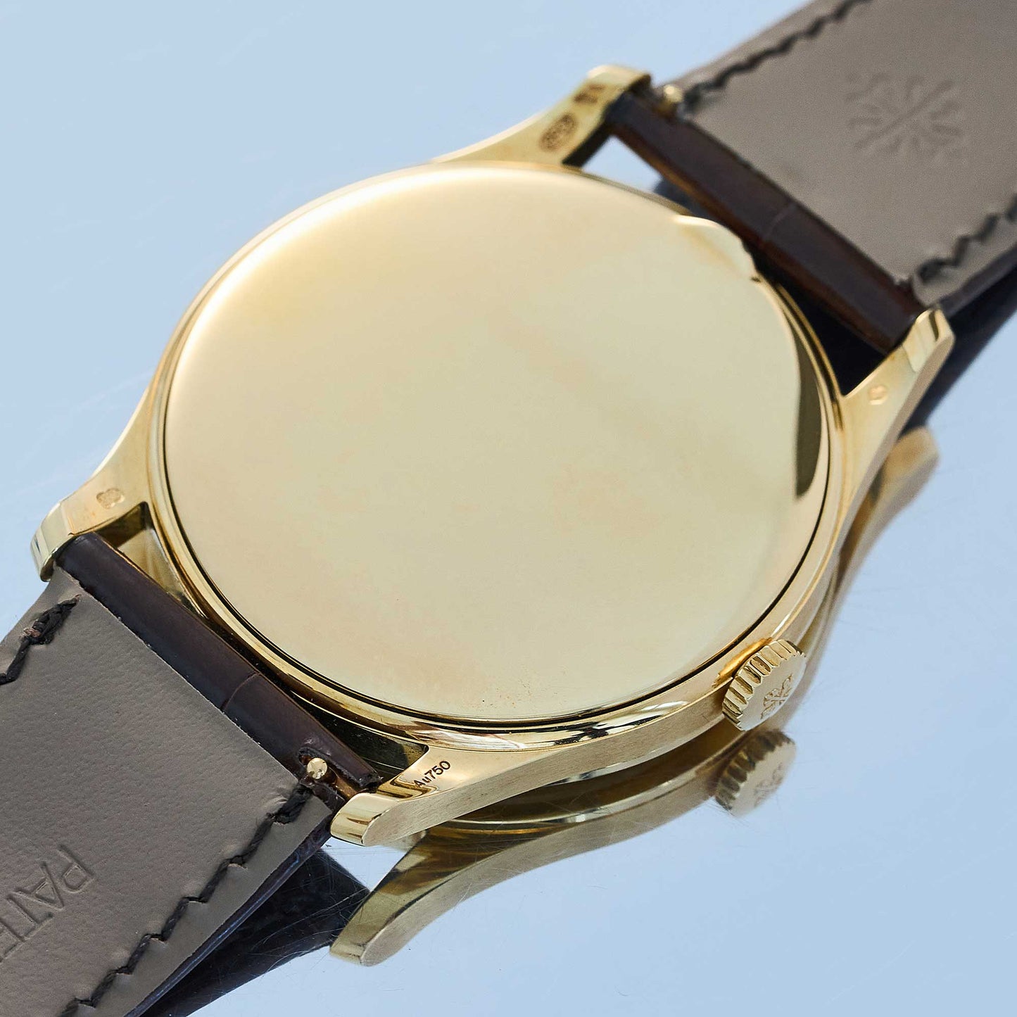 Patek Philippe Calatrava Ref. 5196J-001 - "Very good" condition - First owner fullset