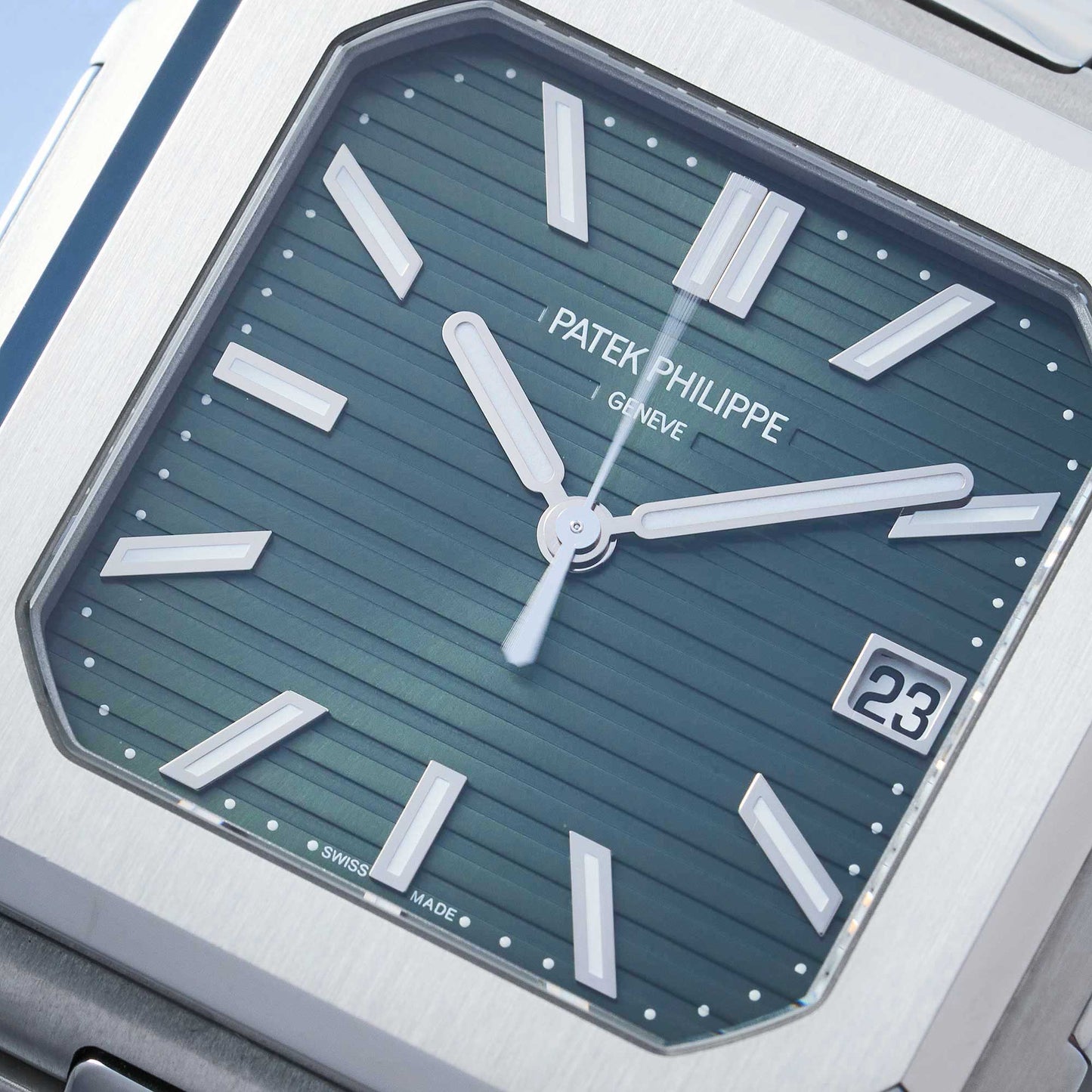 Patek Philippe Cubitus Ref. 5821/1A-001 - "NEW / UNWORN" - German fullset
