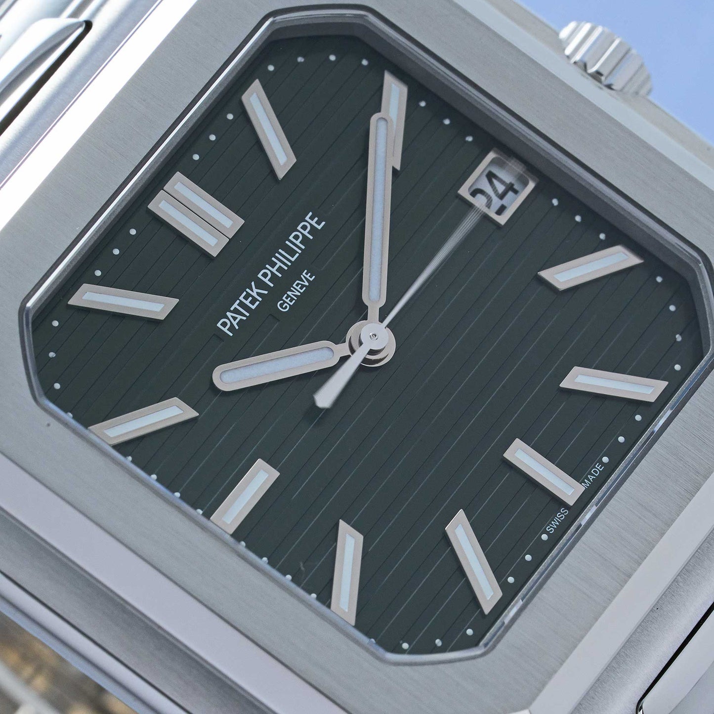 Patek Philippe Cubitus Ref. 5821/1A-001 - "NEW / UNWORN" - German fullset