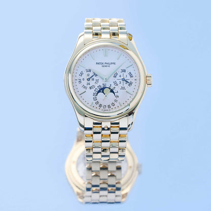 Patek Philippe Perpetual Calendar Ref. 5136/1J-001 - "Very good" condition - 2nd case - Extract requested