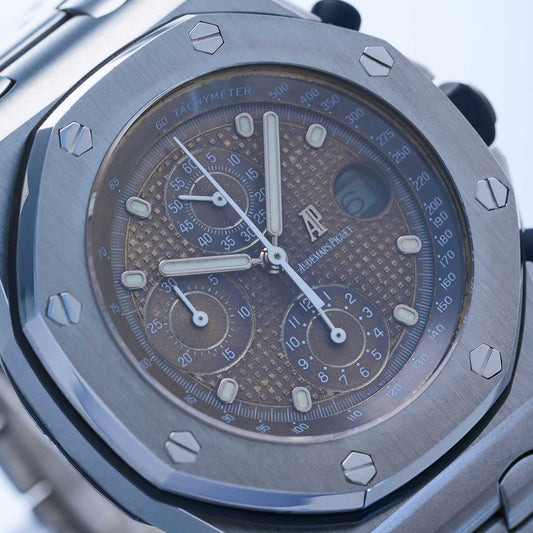 Audemars Piguet Royal Oak Offshore Chronograph The Beast Ref. 25721ST - "Very good" condition - Incredible Patina - Extract
