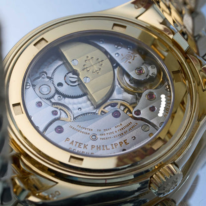 Patek Philippe Perpetual Calendar Ref. 5136/1J-001 - "Very good" condition - 2nd case - Extract requested