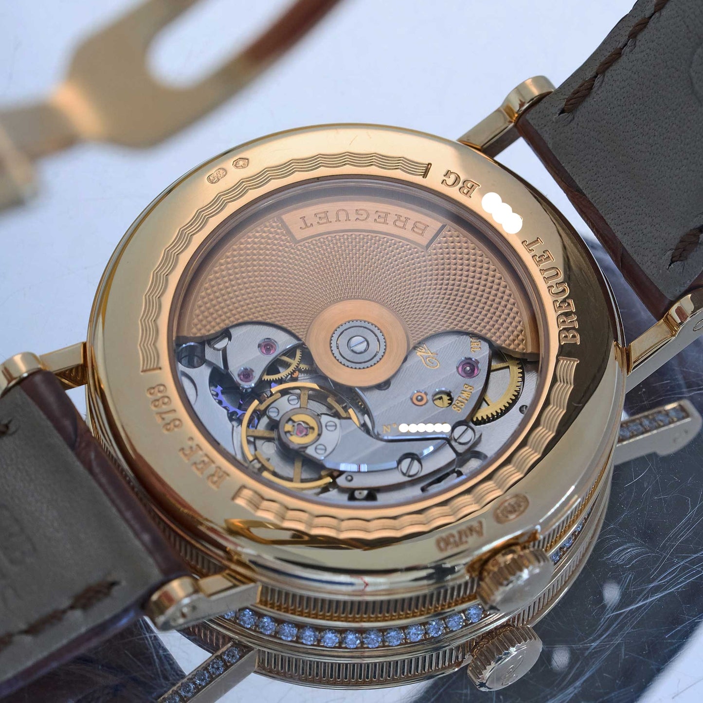 Breguet Classique Ref. 8788BR/29/986 DD00 - "Very good" condition - Papers