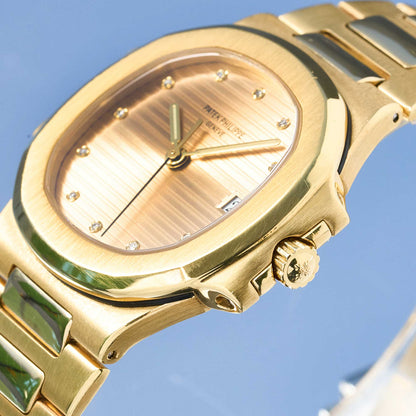 Patek Philippe Nautilus Ref. 3800/1J-001 - "Very good" condition - Extract from the arichves