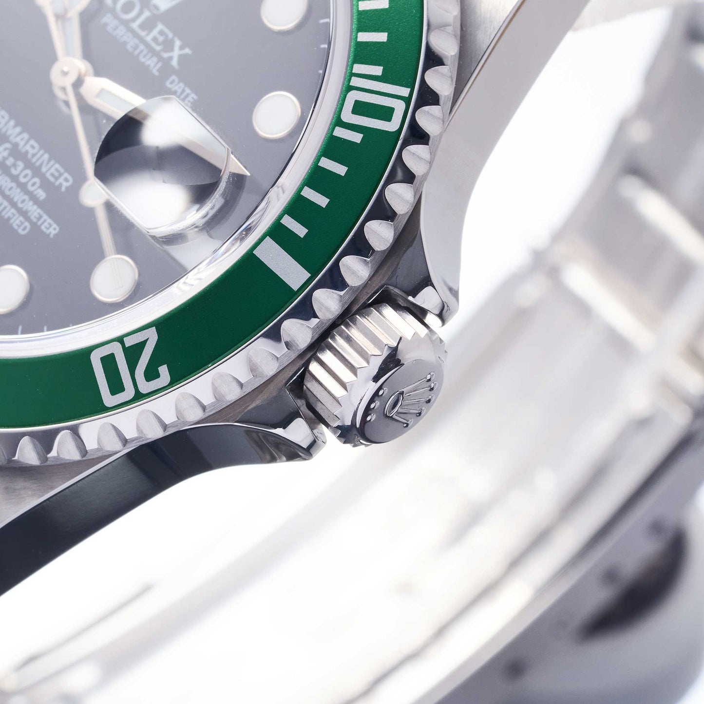 Rolex Submariner Date "Kermit" Ref. 16610LV - "N.O.S" - M-Serial - Fullset