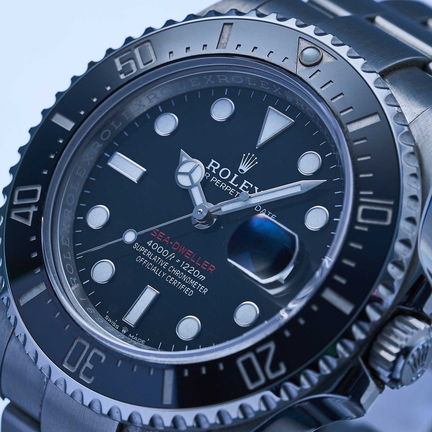 Rolex Sea-Dweller Ref. 126600 - "Very good" condition - Fullset