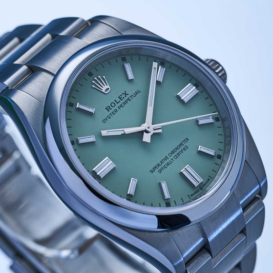 Rolex Oyster Perpetual 36 Ref. 126000 - "NEW / UNWORN" - Pistachio dial - Fullset