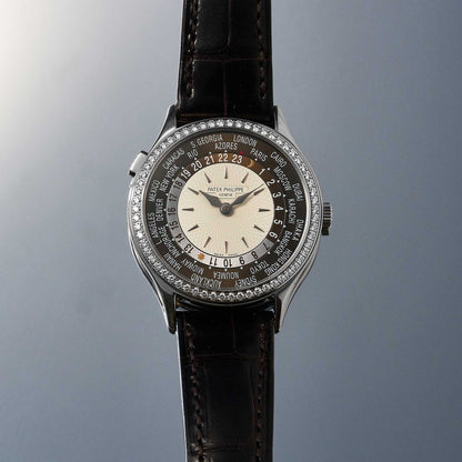Patek Philippe World Time Ref. 7130G-001 - "Very good" condition - Fullset - Patek service 2025