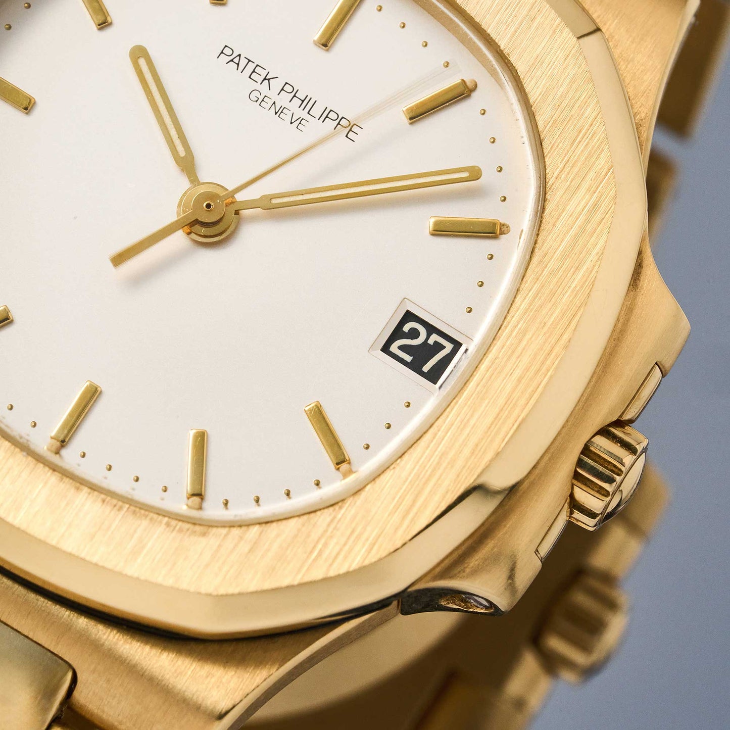 Patek Philippe Nautilus Ref. 3800J - "Good" condition - Extract from the archives ordered