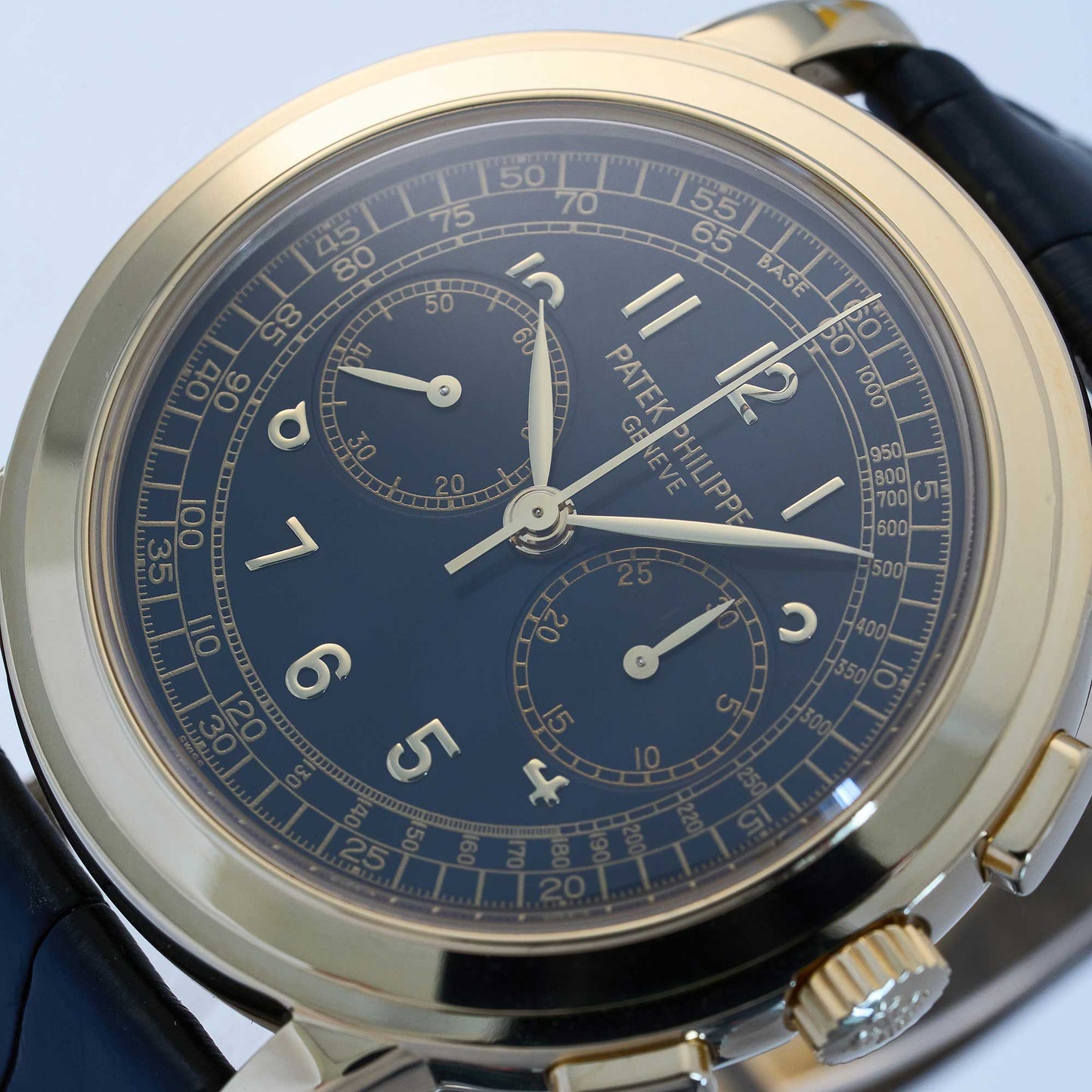Patek Philippe Chronograph Ref. 5070J - "Very good" condition - Extract from the archives requested