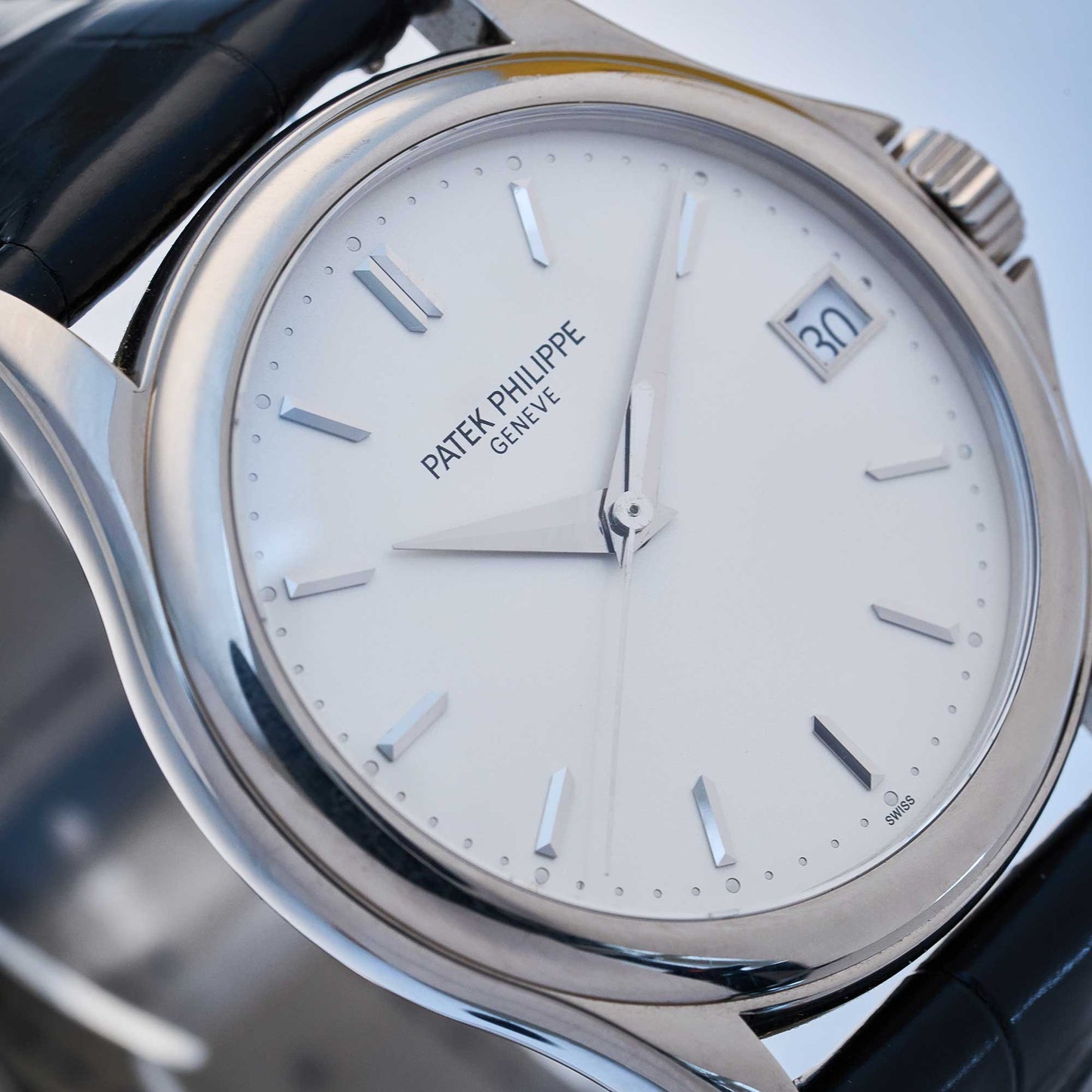 Patek Philippe Calatrava Ref. 5127G-001 - "Very good" condition - Papers