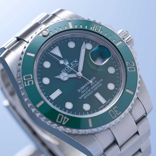 Rolex Submariner Date Hulk Ref. 116610LV - "Very good" condition - Fullset