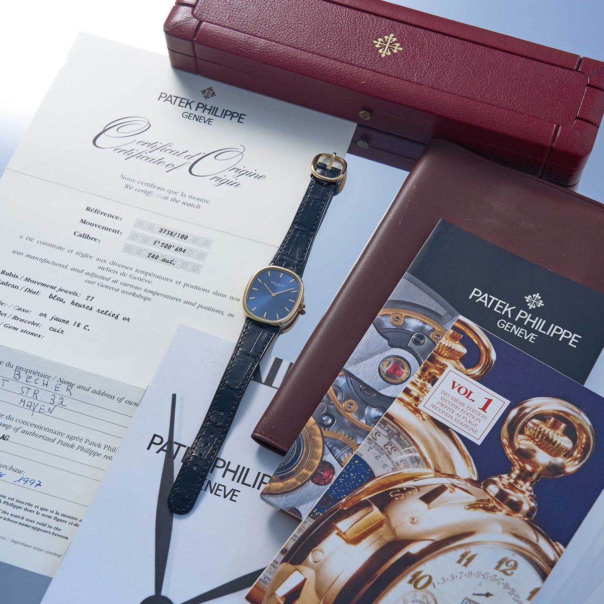 Patek Philippe Ellipse d'Or Ref. 3738/100 - "Outstanding condition" - Fullset