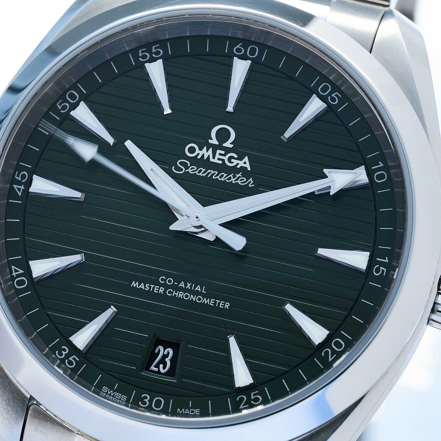 Omega Seamaster Aqua Terra Ref. 220.10.41.21.10.001 - "NEW / UNWORN" - Fullset